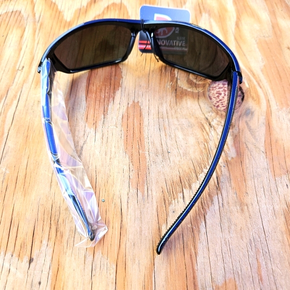 Khan Innovative Eyewear Black and Gold Sunglasses - Picture 14 of 16